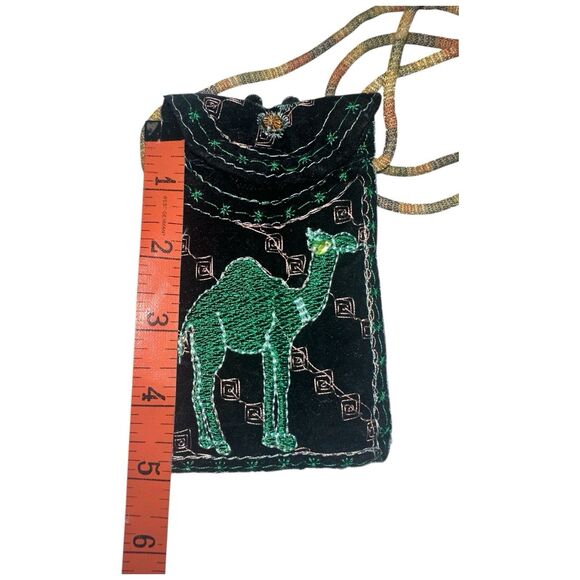 Vintage Velvet Camel Green Embroidered Crossbody Boho Cigarette Case Festival - Picture 7 of 9
